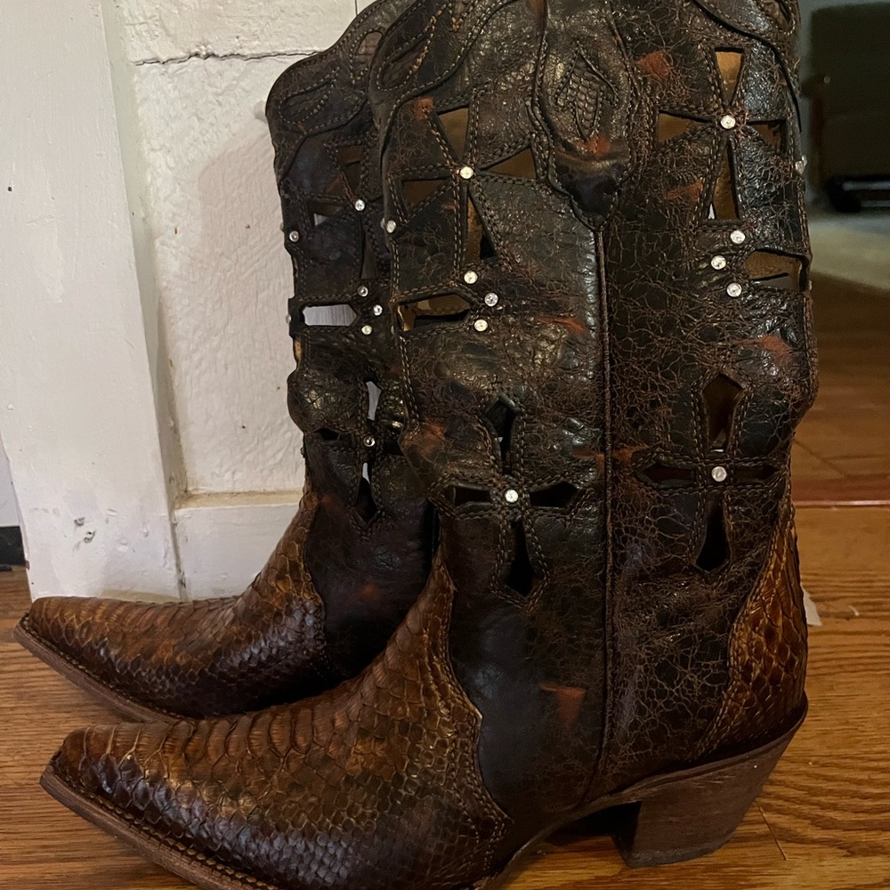 Corral Musgo Python women’s boot